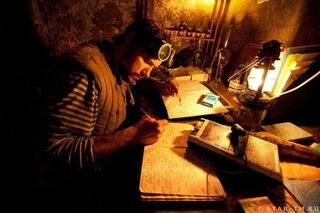 Illustration for article titled Gamers Play Fallout — In the Real World